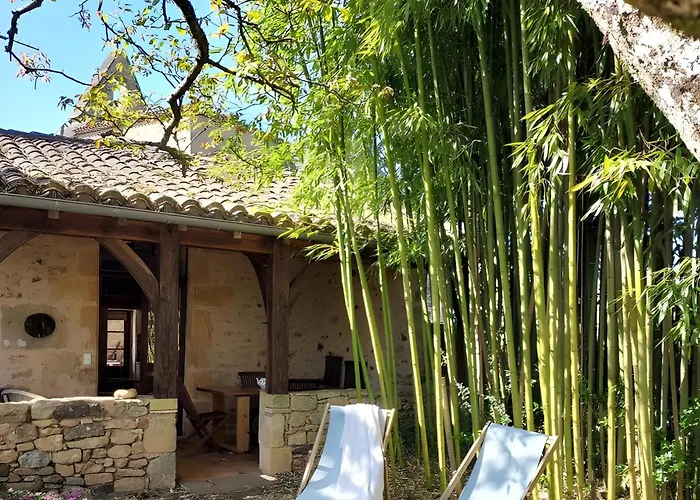 De Charme A Biron (Dordogne)